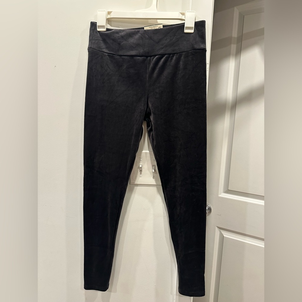 Black High-Waisted Leggings